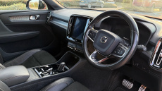 Volvo Xc40 2.0 T5 R DESIGN Pro 5dr AWD Geartronic Petrol Estate